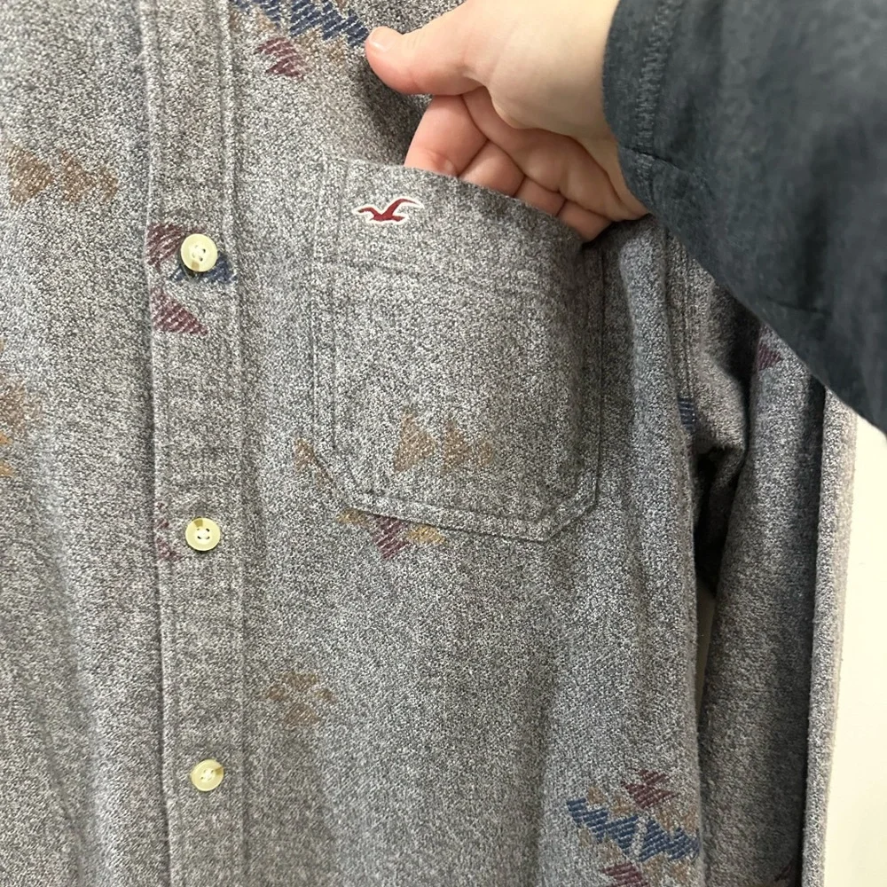 HOLLISTER Aztec Mens L Heavy Flannel Long Sleeve Button-Up Shirt